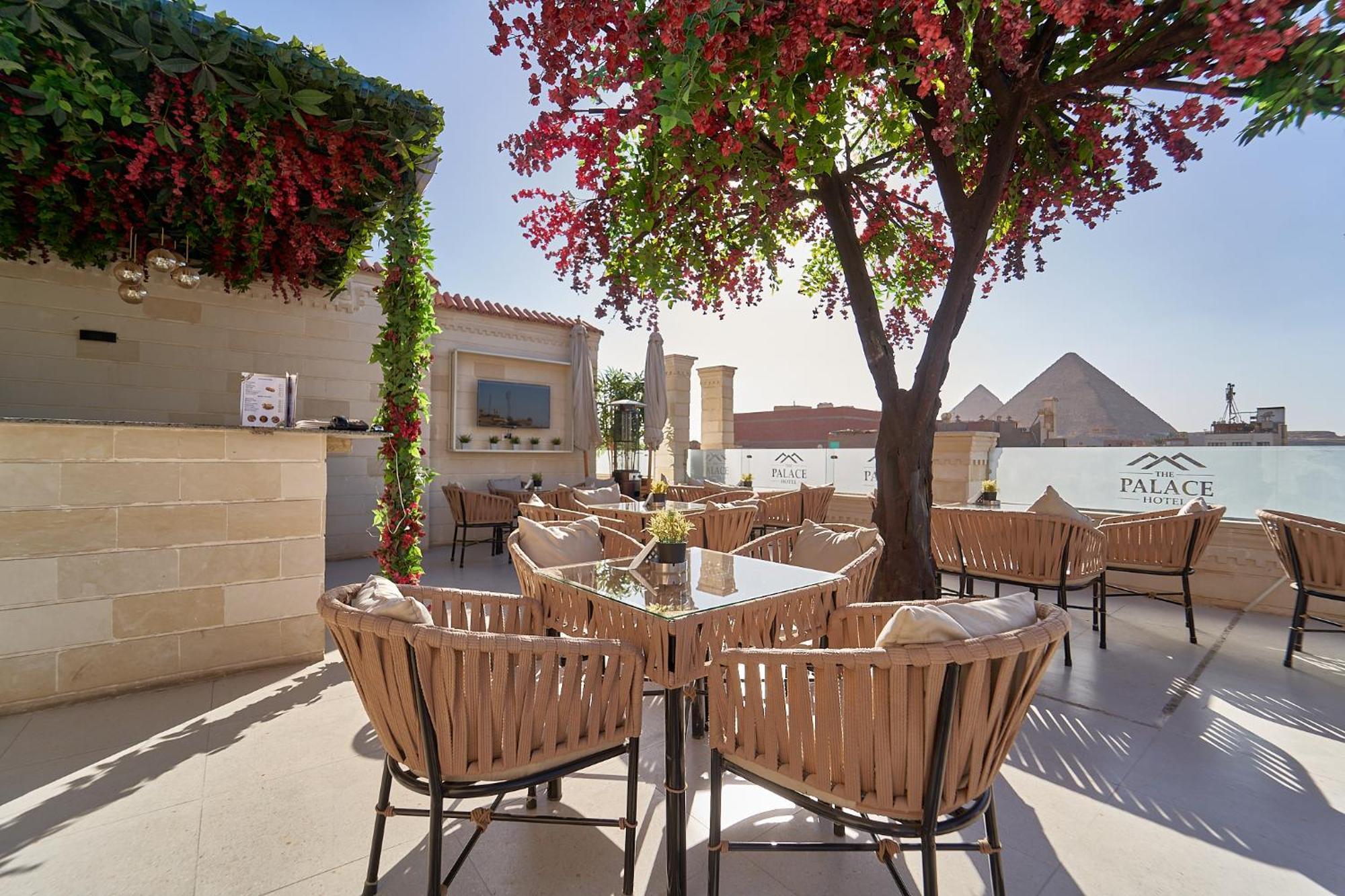 The Palace Pyramids Inn Nazlet el-Sîsi Buitenkant foto